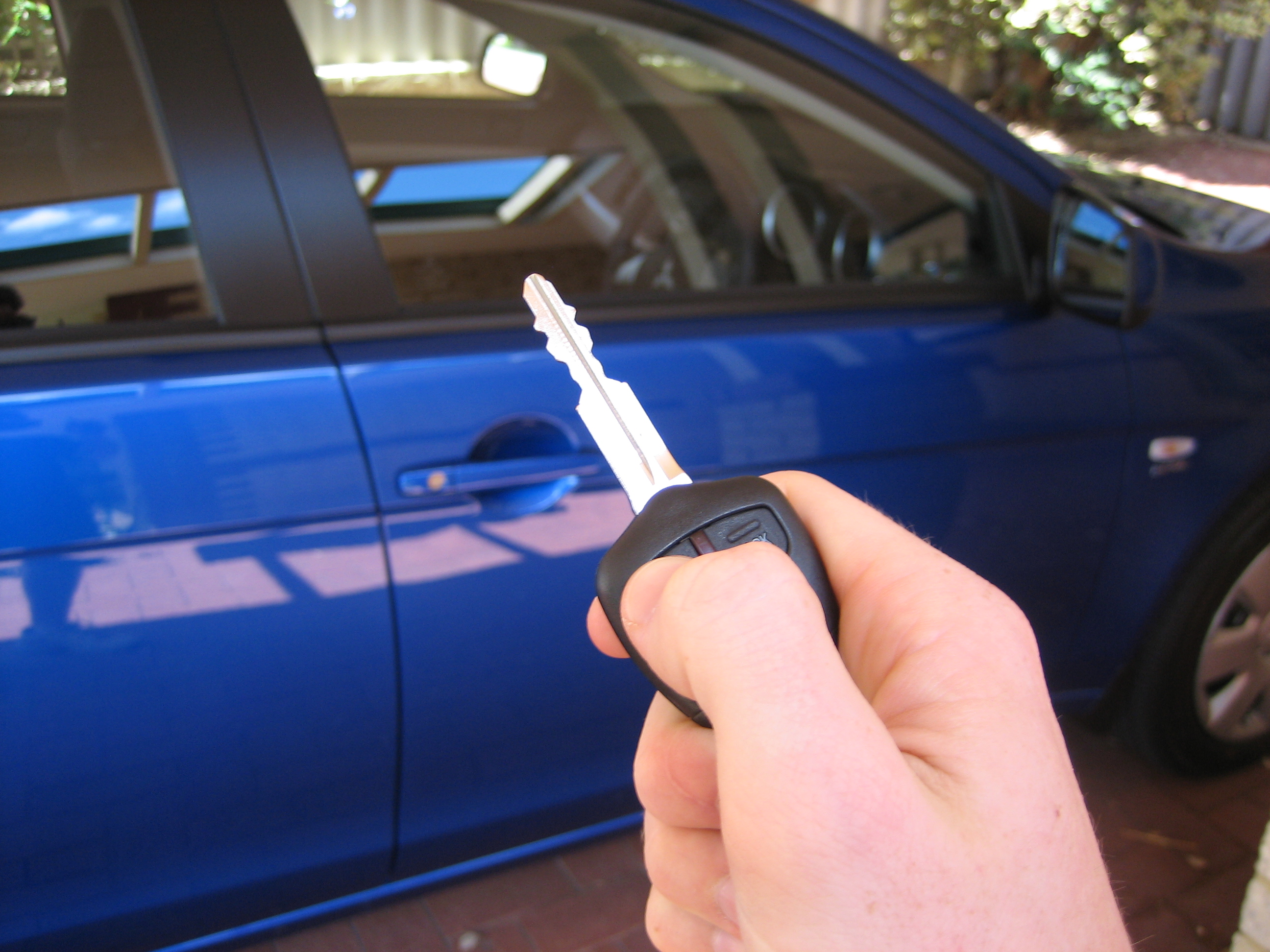 How Much is a New Car Key Cost